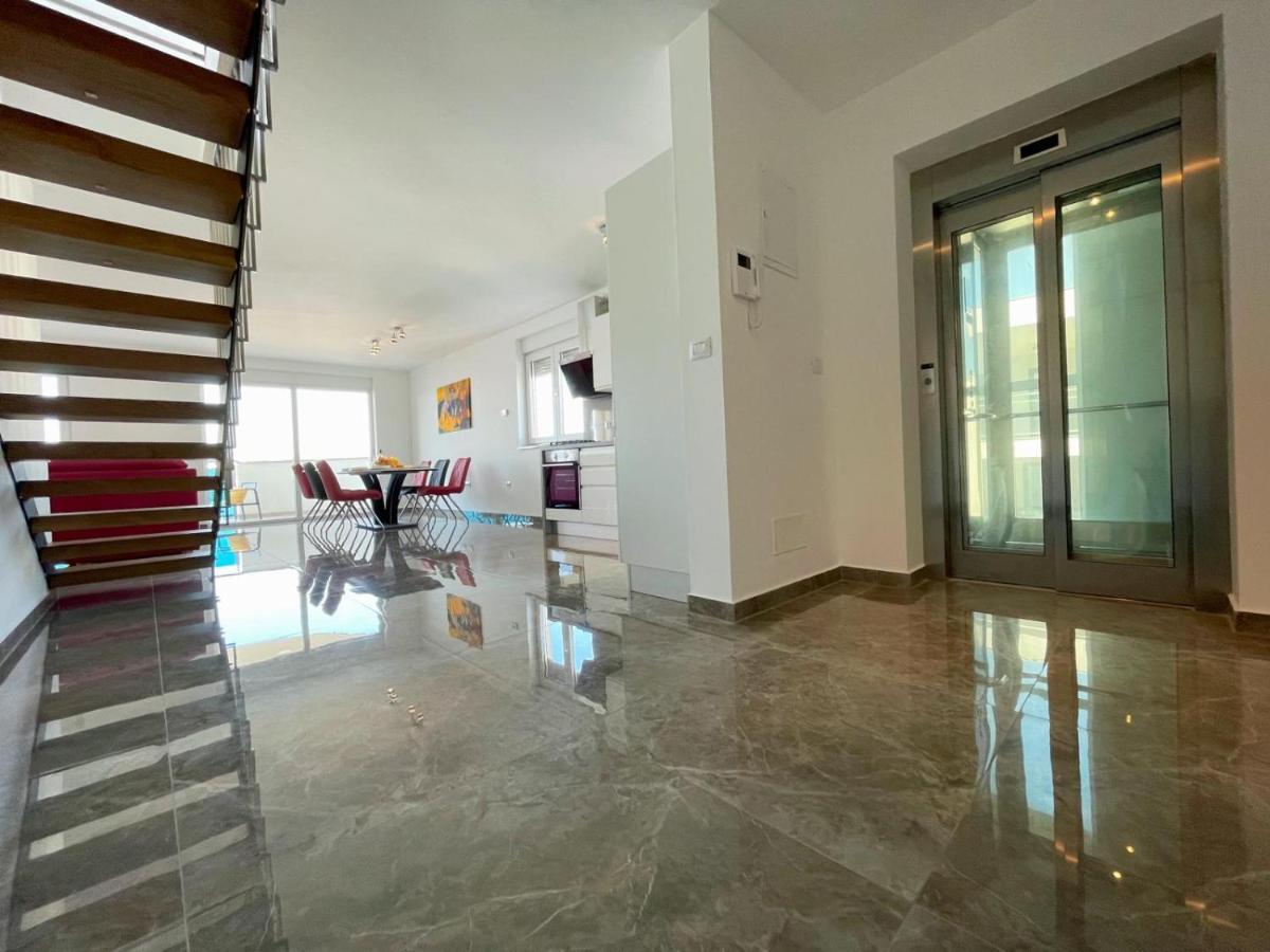 Seascape Deluxe Residence بيشكانا أوفالا المظهر الخارجي الصورة